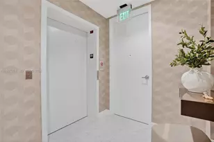 5775 Collins Ave, Miami Beach, FL 33140 - Photo 10