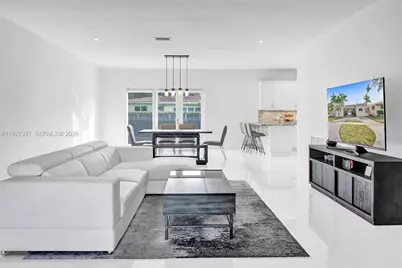 1102 Meadowlark Ave, Miami Springs, FL 33166 - Photo 8