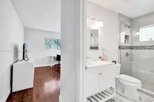 1102 Meadow Lark Ave, Miami Springs, FL 33166 - Photo 42