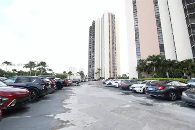 20379 W Country Club Dr #2237, Aventura, FL 33180 - Photo 42
