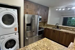 443 S W 122nd Terrace, Pembroke Pines, FL 33025 - Photo 4