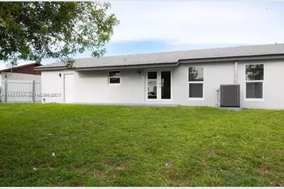 26222 SW 124th Pl, Homestead, FL 33032 - Photo 4