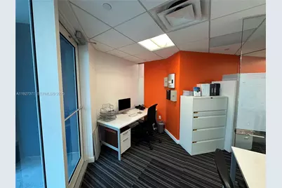 40 SW 13th St #202, Miami, FL 33130 - Photo 12