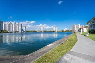 2929 Point E, Aventura, FL 33160 - Photo 24