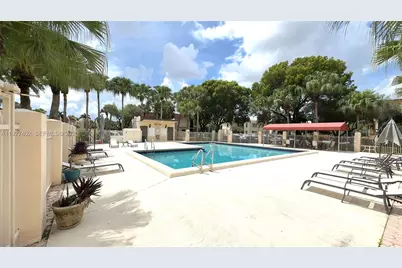 16461 Blatt Blvd #104, Weston, FL 33326 - Photo 4