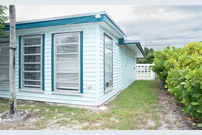 1403 Grouper Dr, Marathon, FL 33050 - Photo 12