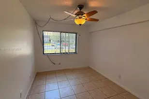 5855 Washington St, Hollywood, FL 33023 - Photo 10
