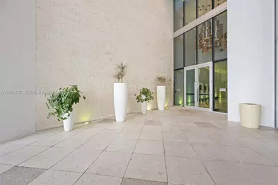 200 Biscayne Boulevard Way #4311, Miami, FL 33131 - Photo 32