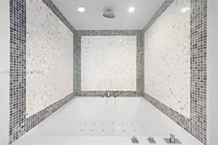 200 Biscayne Blvd Way, Miami, FL 33131 - Photo 14