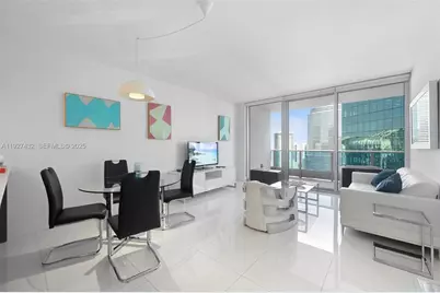 200 Biscayne Boulevard Way #4311, Miami, FL 33131 - Photo 2