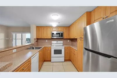 120 S Douglas Rd #505, Medley, FL 33134 - Photo 2