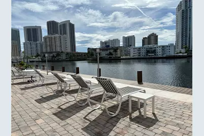 121 Golden Isles Dr #607, Hallandale Beach, FL 33009 - Photo 2