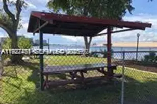 4705 NW 7th St, Miami, FL 33126 - Photo 24