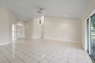 1324 SW 8th Ct, Cape Coral, FL 33914 - Photo 8