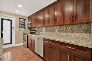 1340 Lincoln Rd, Miami Beach, FL 33139 - Photo 4
