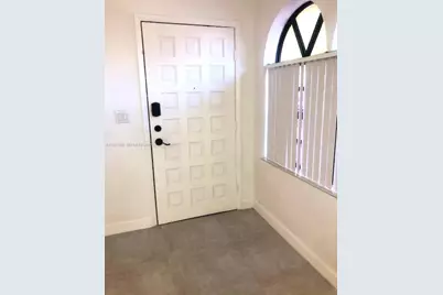 920 SW 7th Ave #1-3, Miami, FL 33130 - Photo 4