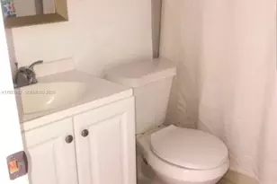 920 SW 7th Ave, Miami, FL 33130 - Photo 10