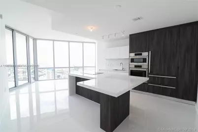 851 NE 1 Ave #4110, Miami, FL 33132 - Photo 1