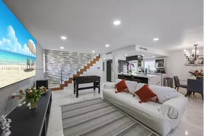 202 Mahogany Dr, Key Largo, FL 33037 - Photo 2