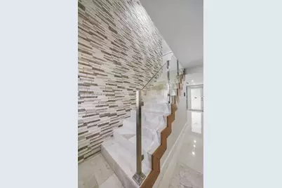 202 Mahogany Dr, Key Largo, FL 33037 - Photo 18