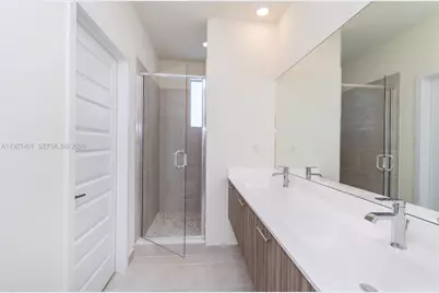 6450 NW 102 Path #303, Doral, FL 33178 - Photo 10