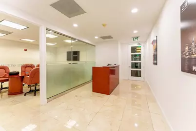 1200 Brickell Ave #850, Miami, FL 33131 - Photo 6