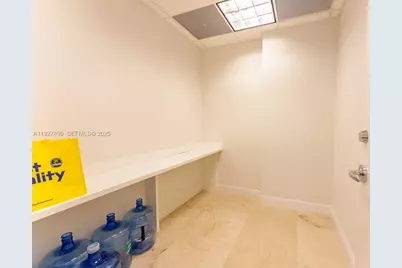 1200 Brickell Ave #850, Miami, FL 33131 - Photo 22