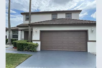 15964 SW 139th St, Miami, FL 33196 - Photo 2