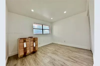 3470 Foxcroft Rd #308, Miramar, FL 33025 - Photo 4
