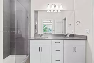 1190 Eucalyptus Dr, Hollywood, FL 33021 - Photo 24