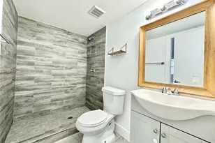 19751 SW 114th Ave, Miami, FL 33157 - Photo 12