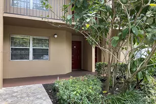 12850 SW 4th Ct, Pembroke Pines, FL 33027 - Photo 14
