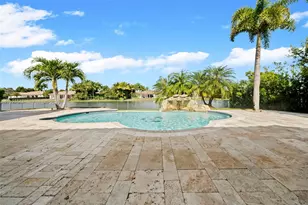 15275 SW 38th St, Davie, FL 33331 - Photo 36