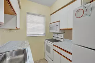 1211 NE 23rd Ave, Pompano Beach, FL 33062 - Photo 2