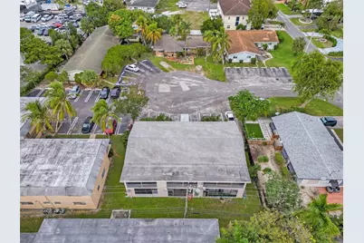 1211 NE 23rd Ave #5, Pompano Beach, FL 33062 - Photo 6