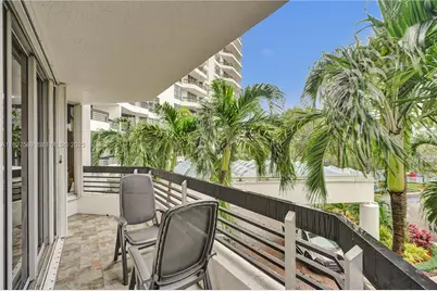 3600 Mystic Pointe Dr #311, Aventura, FL 33180 - Photo 36