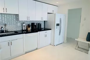 19370 Collins Ave, Sunny Isles Beach, FL 33160 - Photo 2