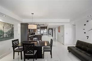 3050 N Palm Aire Dr, Pompano Beach, FL 33069 - Photo 8