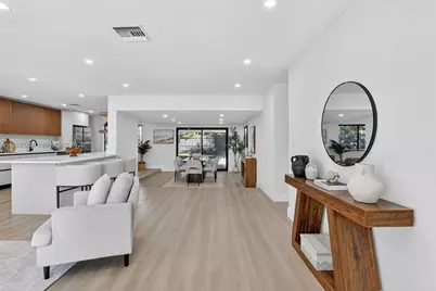 1361 SE 4th Ct, Deerfield Beach, FL 33441 - Photo 4