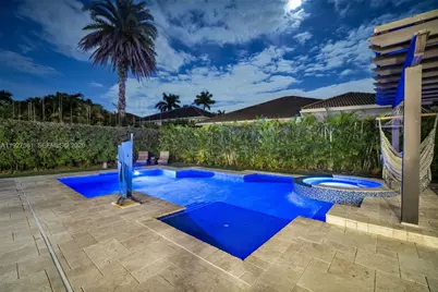 3825 Heron Ridge Ln, Weston, FL 33331 - Photo 4
