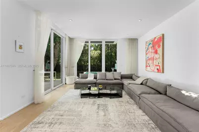 335 W 46th St, Miami Beach, FL 33140 - Photo 14
