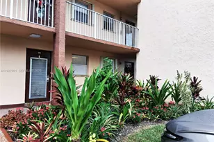 8841 NW Sunrise Lakes Blvd, Sunrise, FL 33322 - Photo 1