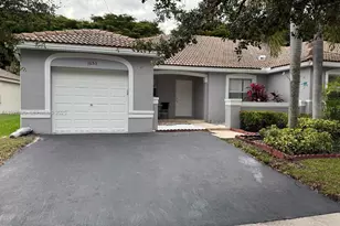 1653 Zenith Way, Weston, FL 33327 - Photo 2