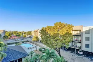 1595 NE 135th St, North Miami, FL 33161 - Photo 10