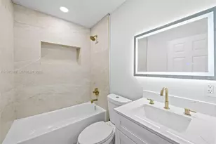 230 NE 43rd St, Oakland Park, FL 33334 - Photo 14