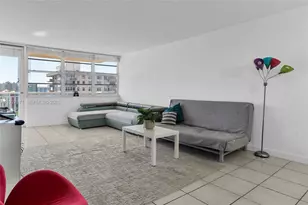 251 174th St, Sunny Isles Beach, FL 33160 - Photo 6