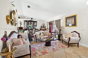 652 SW Prado Ave, Port Saint Lucie, FL 34983 - Photo 4