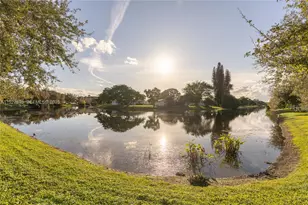 4638 NW 59th St, Tamarac, FL 33319 - Photo 34