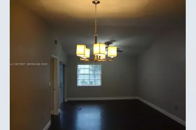 452 NE 210th Circle Ter #2037, Miami, FL 33179 - Photo 32