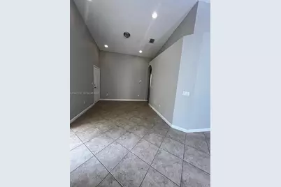 2219 Portofino Ave #0, Homestead, FL 33033 - Photo 2